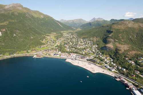 flyfoto av helgeland, salten, meløy, ørnes