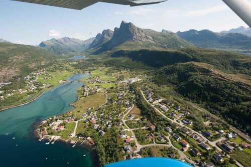 flyfoto av helgeland, salten, meløy, ørnes