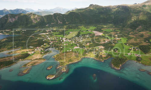 flyfoto av helgeland, salten, meløy, neverdal