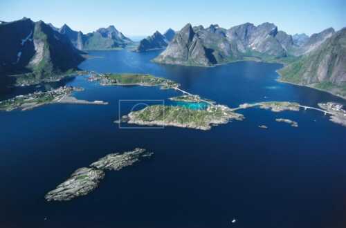 flyfoto av nord-norge, nordland, lofoten, fiske, hamnøy, reine, sakrisøy