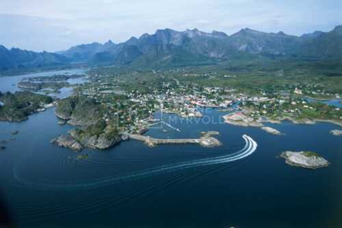 flyfoto av nord-norge, nordland, lofoten, fiske, kabelvåg