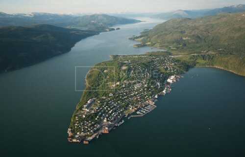 flyfoto av nord-norge, nordland, helgeland, hemnesberget