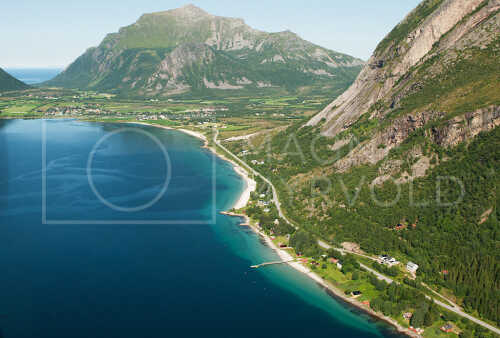 flyfoto av helgeland, salten, meløy, stia
