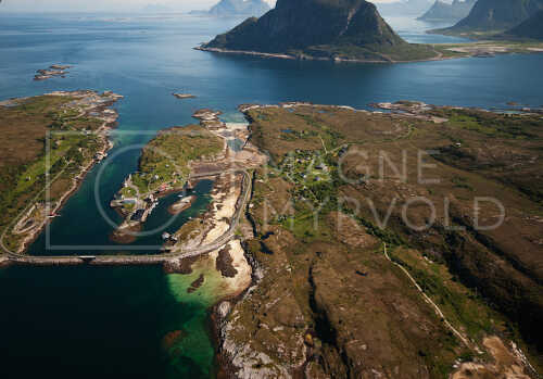 flyfoto av: helgeland, salten, meløy, støtt