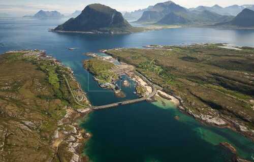 flyfoto av helgeland, salten, meløy, støtt