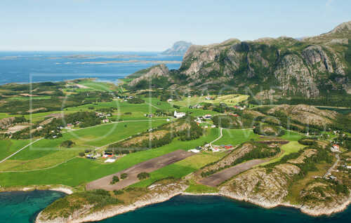 flyfoto av helgeland, salten, meløy, meløya