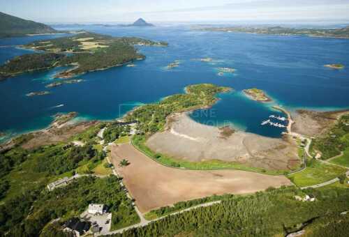 flyfoto av nordland, helgeland, salten, meløy, engavågen