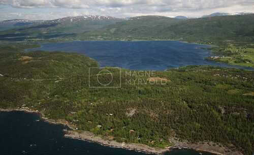 flyfoto av nordland, salten, fauske, valnesfjord