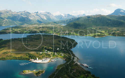 flyfoto fra helgeland, salten, meløy, halsa