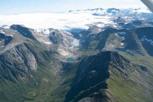 flyfoto av helgeland, salten, meløy, svartisen