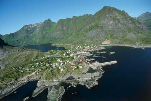 flyfoto av nord-norge, nordland, lofoten, fiske, museum, fiskeværsmuseum, å
